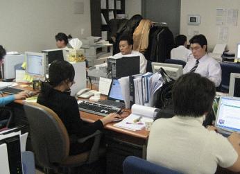 “내 주변 거품인재 ” 직장인 10명 중 7명